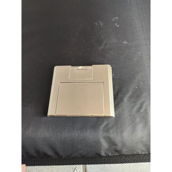 New Impressions LED Magnifying Compact Mirror Gold - Picture 3 of 3